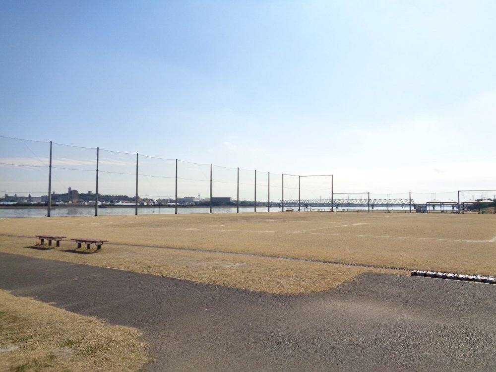 みどり浜緑地小広場