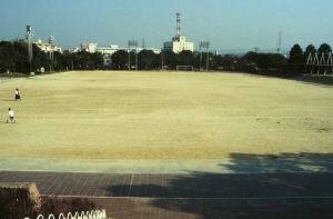 六名公園運動場　全景