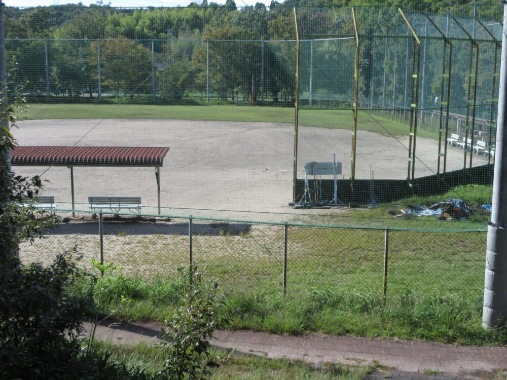 東園野球場