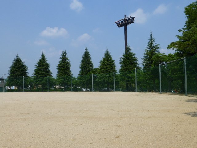 井上公園野球場の写真