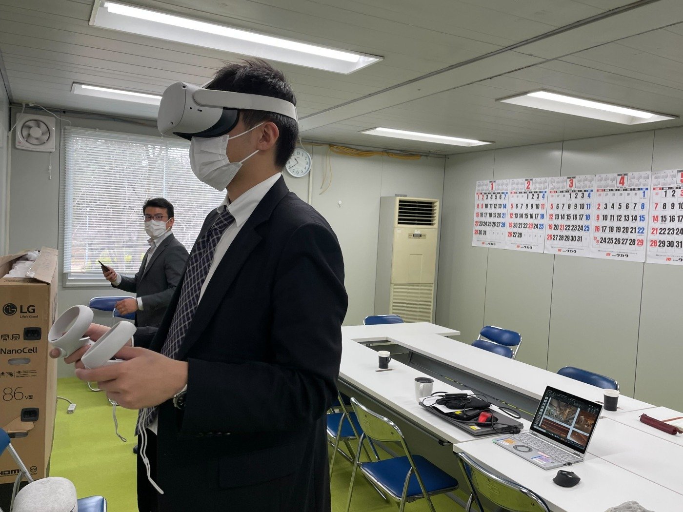 VRゴーグルの体験中